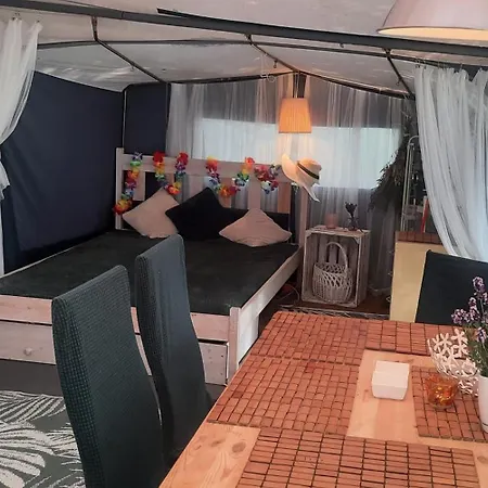 Domek Nad Morzem Kamp alanı Dębki